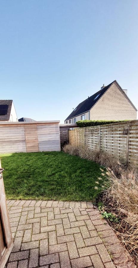 Salty - Vakantiehuisje Op De Grens Van Bredene-De Haan ภายนอก รูปภาพ