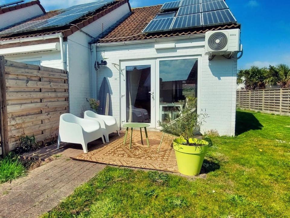Salty - Vakantiehuisje Op De Grens Van Bredene-De Haan ภายนอก รูปภาพ